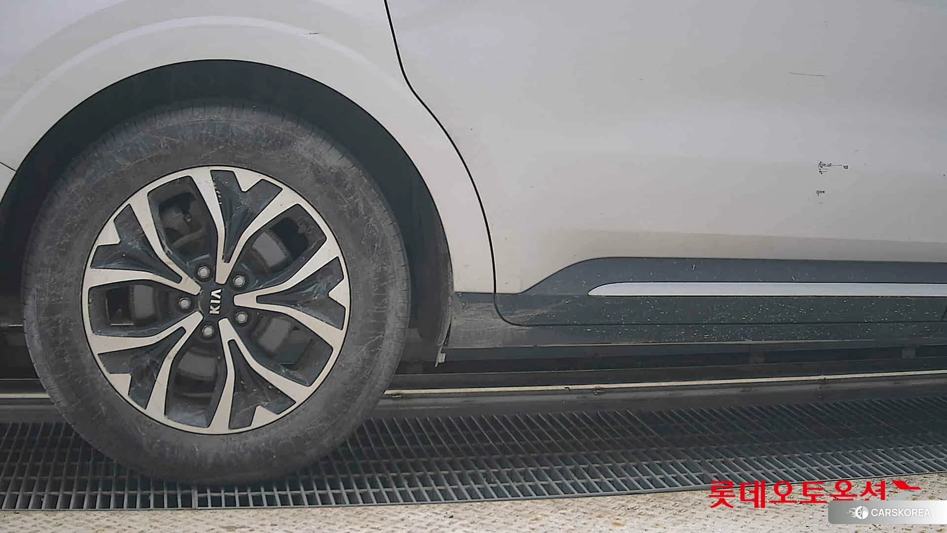 Kia Carnival id 4909317 из Кореи 16