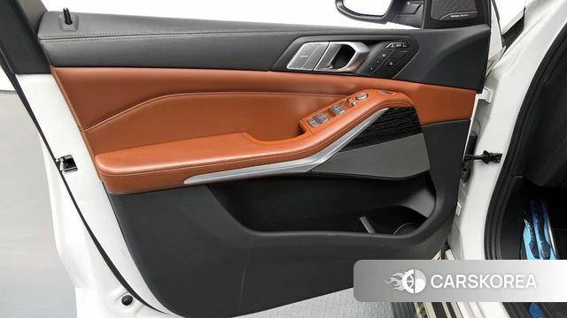 BMW X7 (G07) id 4202277 из Кореи 16