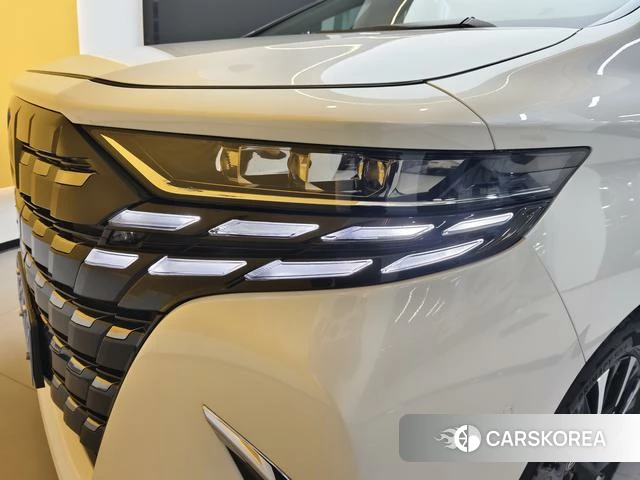 Toyota Elfa id 4261188 из Китая 16