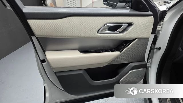 Land Rover Range Rover Velar id 4637740 из Кореи 16
