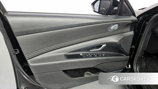 Hyundai The New Avante (CN7) id 4400381 из Кореи 16