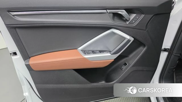 Audi Q3 (F3) id 4687340 из Кореи 16