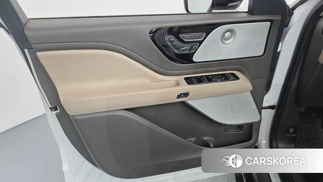 Lincoln Aviator 2nd generation id 4186055 из Кореи 16