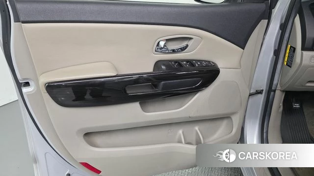 Kia The New Carnival id 4574498 из Кореи 16