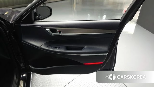 Hyundai The New Grandeur IG id 4535988 из Кореи 16