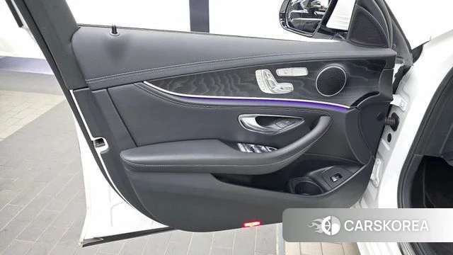 Mercedes-Benz E-Class W213 id 4872741 из Кореи 16