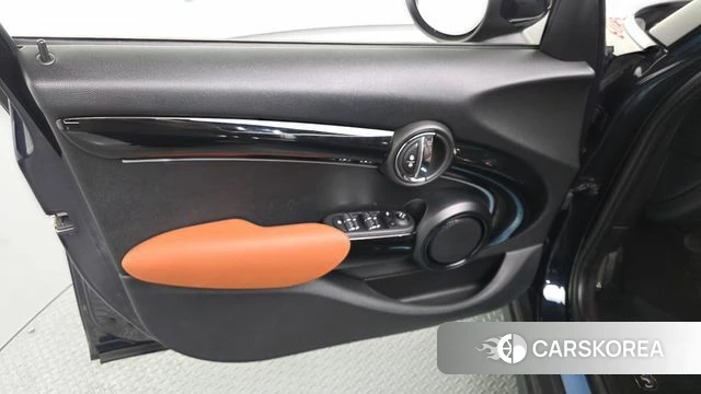 Mini Cooper S id 4282096 из Кореи 16