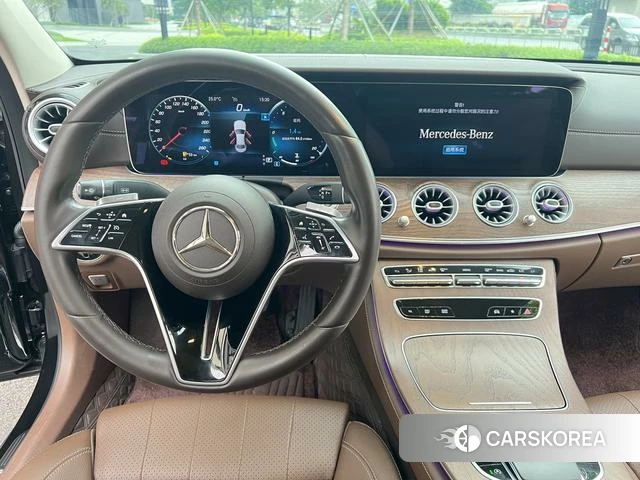 Mercedes-Benz E-class id 4263652 из Китая 16