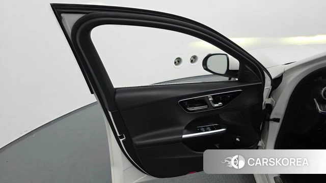 Mercedes-Benz C-Class W206 id 4697264 из Кореи 16
