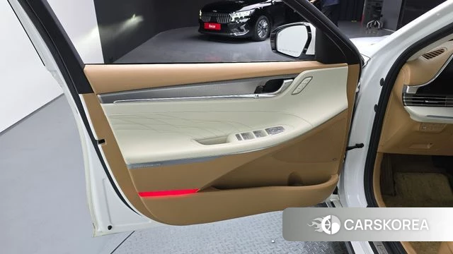 Hyundai The New Grandeur IG Hybrid id 4613867 из Кореи 16