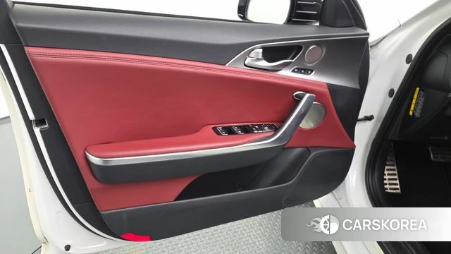 Kia Stinger id 4483087 из Кореи 16