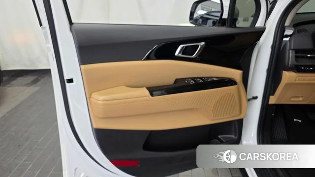 Kia Carnival 4th generation id 4572021 из Кореи 16