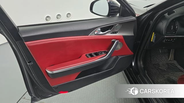 Kia Stinger id 4448007 из Кореи 16