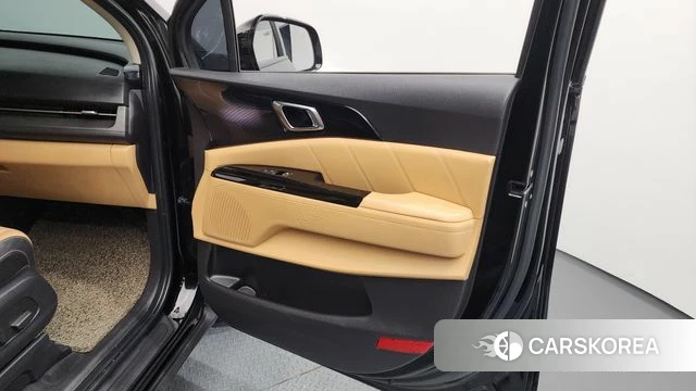 Kia Carnival 4th generation id 4646833 из Кореи 16