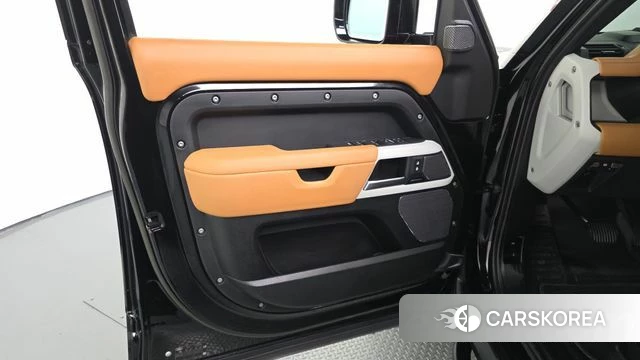 Land Rover Defender (L663) id 4696366 из Кореи 16