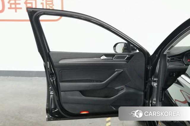 Volkswagen Magotan id 4299627 из Китая 16