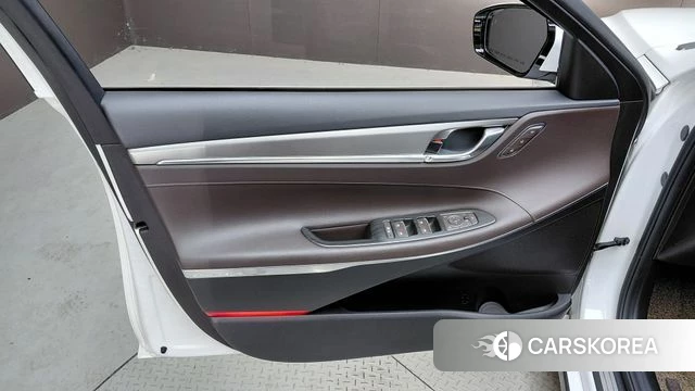 Hyundai The New Grandeur IG Hybrid id 4697246 из Кореи 16