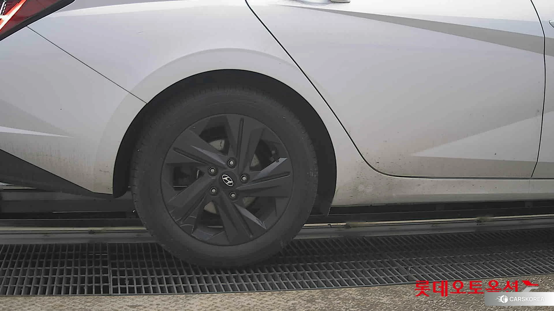 Hyundai Avante id 3875790 из Кореи 16