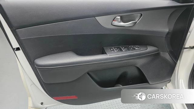 Kia Come New K3 id 4718059 из Кореи 16