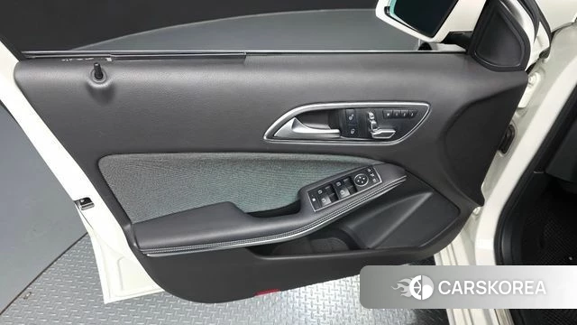 Mercedes-Benz A-Class W176 id 4233142 из Кореи 16