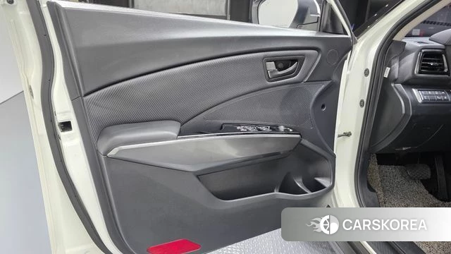 Ssangyong Berry New Tivoli id 4604603 из Кореи 16