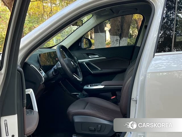 BMW X1 id 4333860 из Китая 16