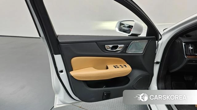 Volvo S60 3rd generation id 4427705 из Кореи 16