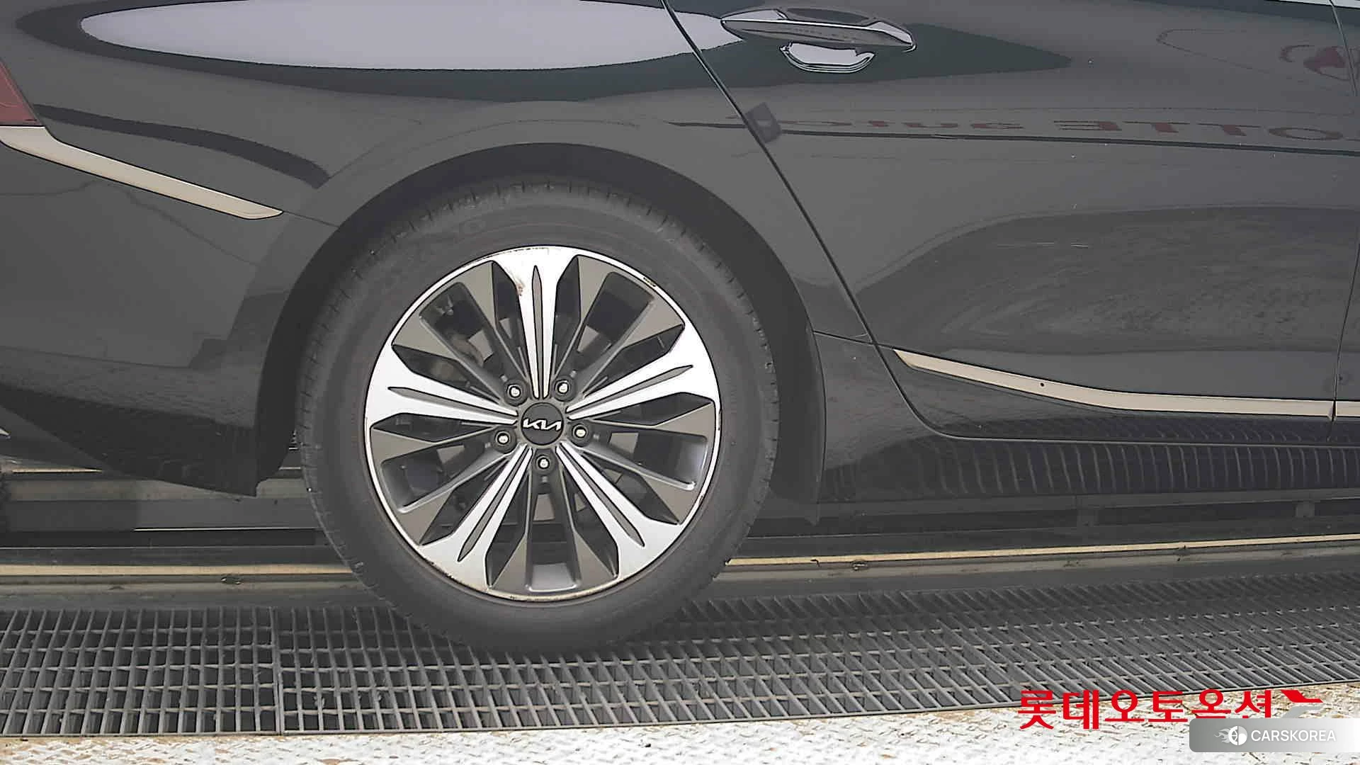 Kia K8 id 4902450 из Кореи 16