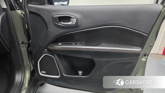 Jeep Compass 2nd Generation id 4245895 из Кореи 16