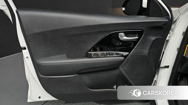Kia The New Niro id 4268353 из Кореи 16