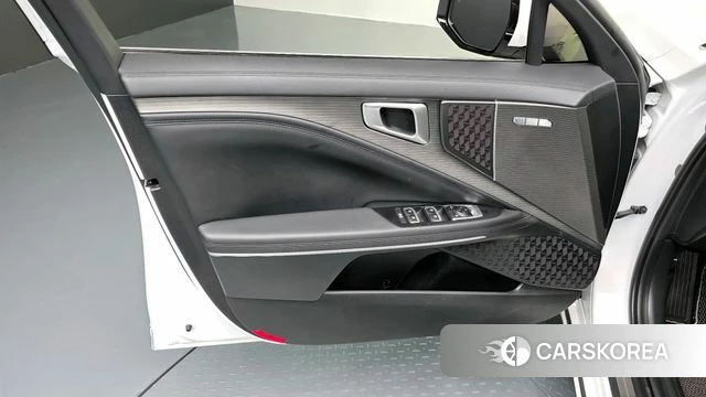 Kia The New K8 Hybrid id 4381127 из Кореи 16