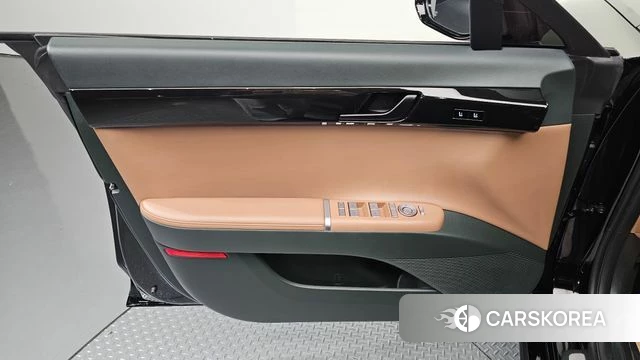 Hyundai Grandeur (GN7) id 4905064 из Кореи 16