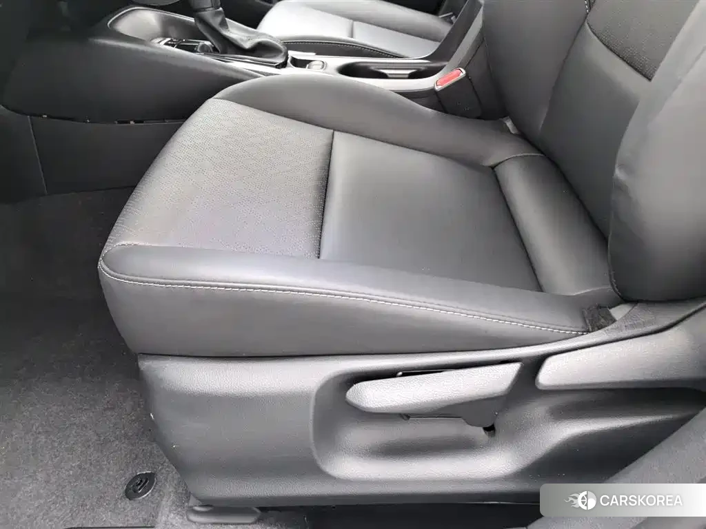 Toyota Corolla id 4545787 из Китая 16