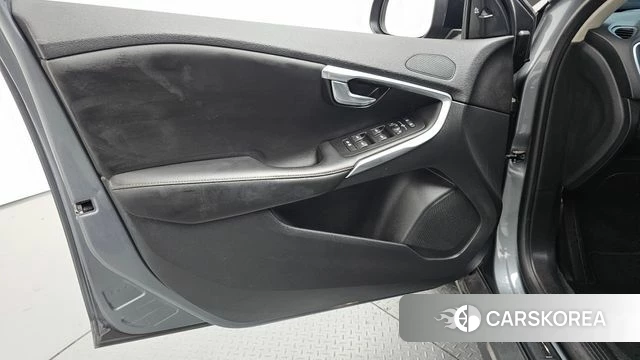 Volvo V40 Cross-Country id 4551740 из Кореи 16