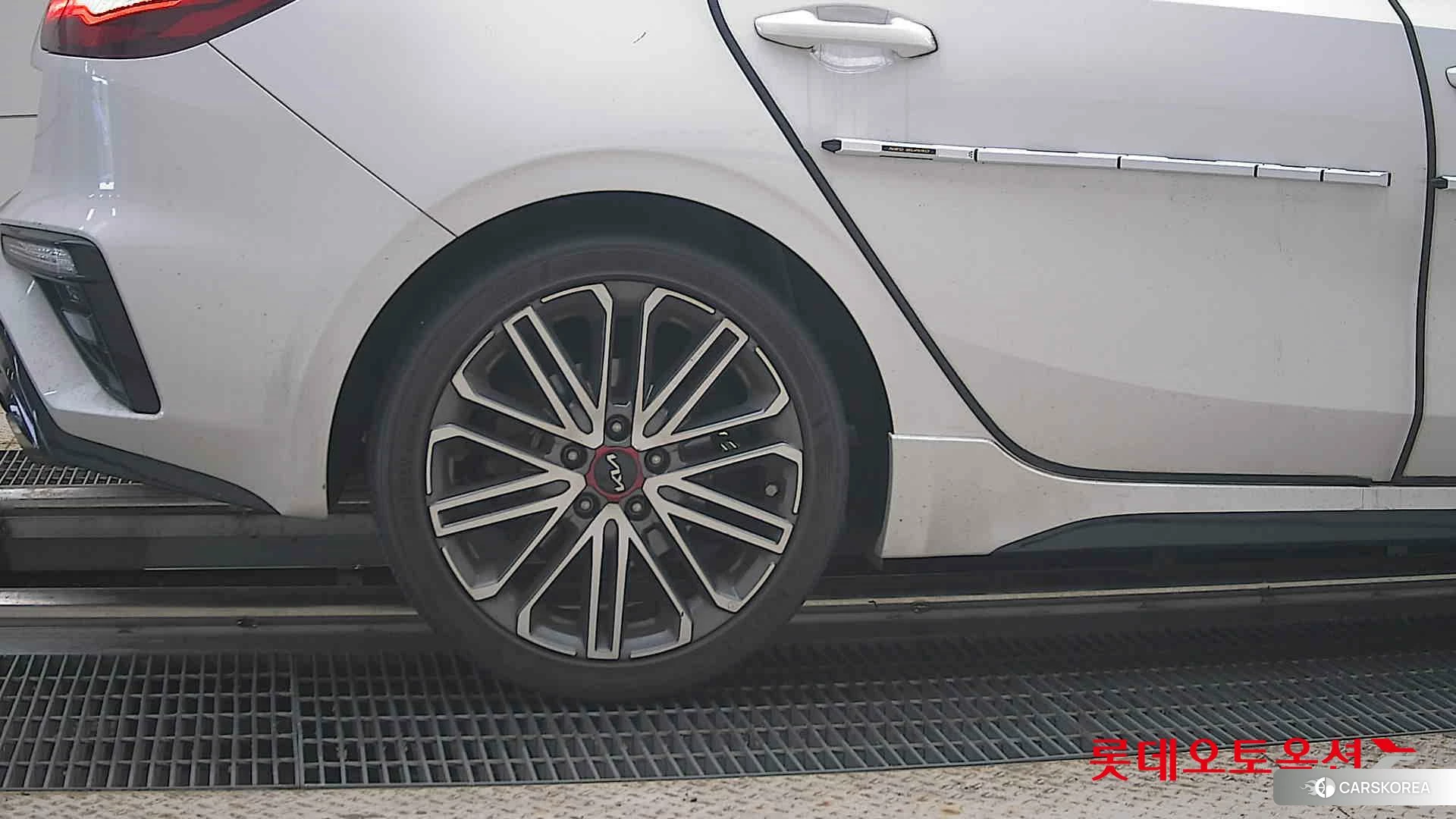 Kia K3 id 4902444 из Кореи 16