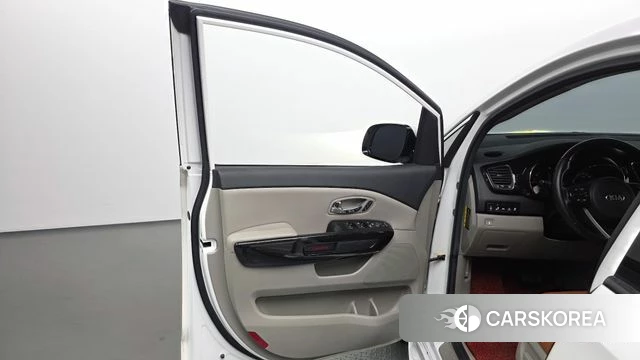 Kia The New Carnival id 4286262 из Кореи 16