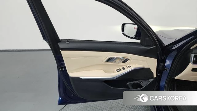 BMW 3 Series (G20) id 4383979 из Кореи 16
