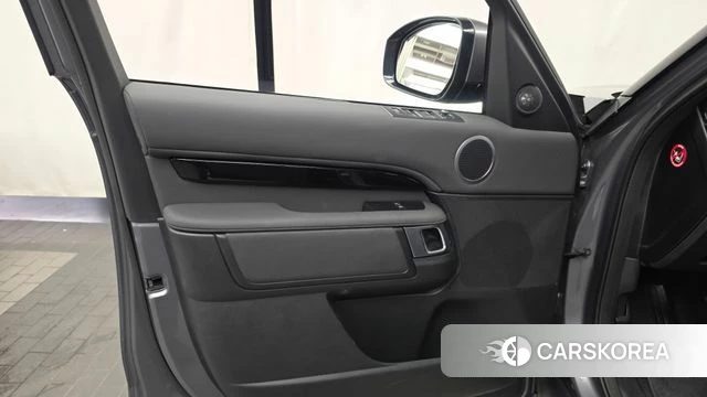 Land Rover Discovery 5 id 4712819 из Кореи 16