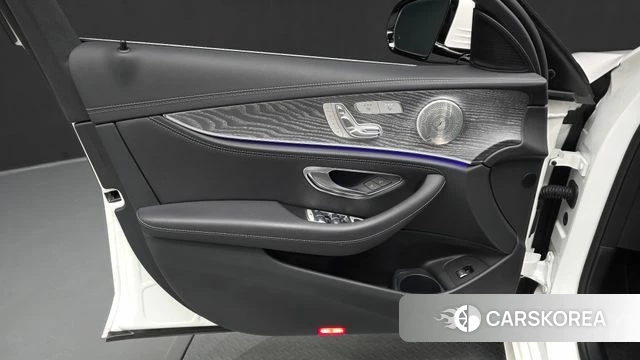 Mercedes-Benz E-Class W213 id 4835620 из Кореи 16