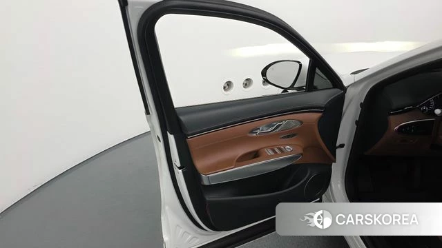 Genesis GV70 id 4518818 из Кореи 16