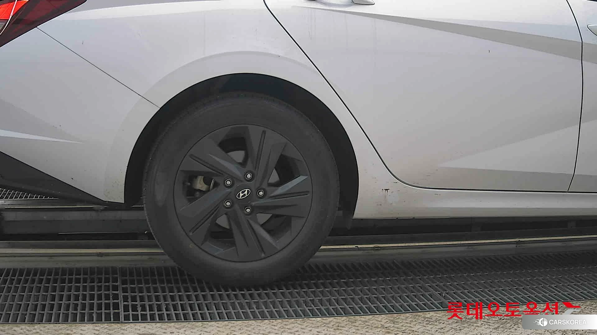 Hyundai Avante id 4289509 из Кореи 16