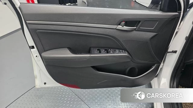 Hyundai Avante AD id 4530964 из Кореи 16