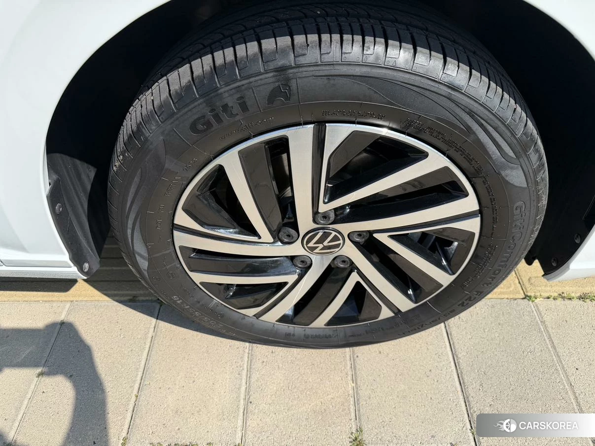 Volkswagen Lavida id 4510311 из Китая 16