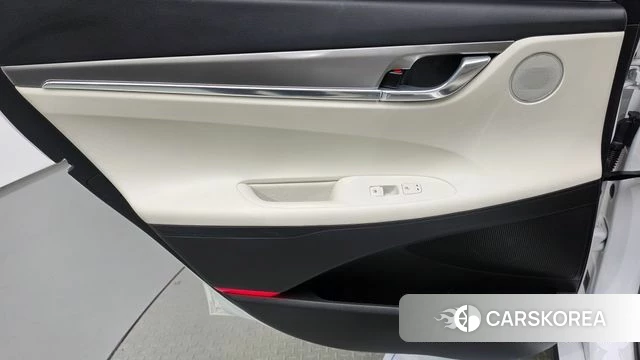 Hyundai The New Grandeur IG Hybrid id 4740505 из Кореи 16