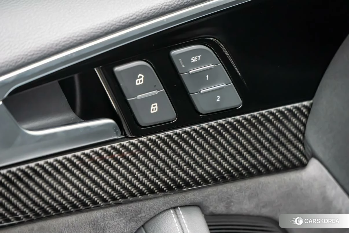 Audi S5 id 4426820 из Китая 16