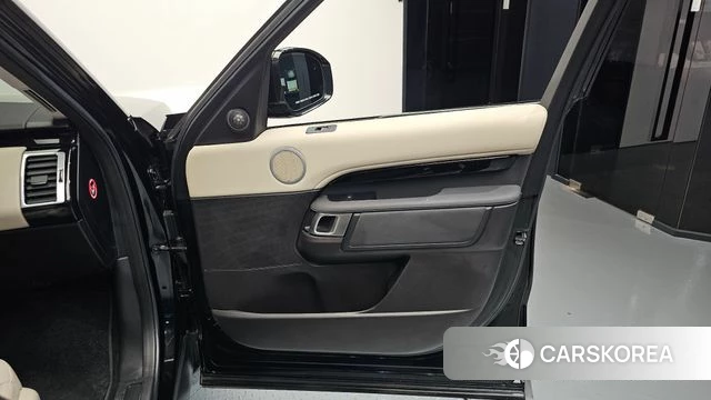 Land Rover Discovery 5 id 4776001 из Кореи 16