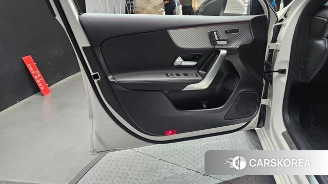 Mercedes-Benz A-Class W177 id 4571664 из Кореи 16