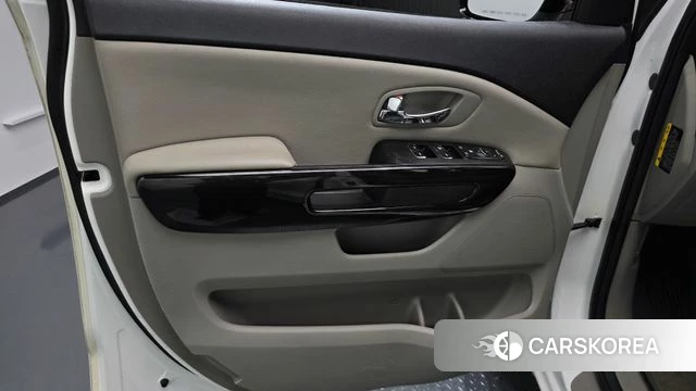 Kia The New Carnival id 4850025 из Кореи 16