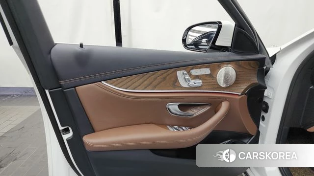 Mercedes-Benz E-Class W213 id 4584997 из Кореи 16