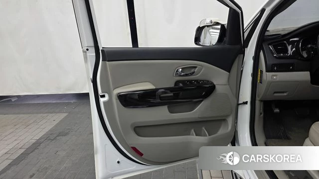 Kia The New Carnival id 4667502 из Кореи 16